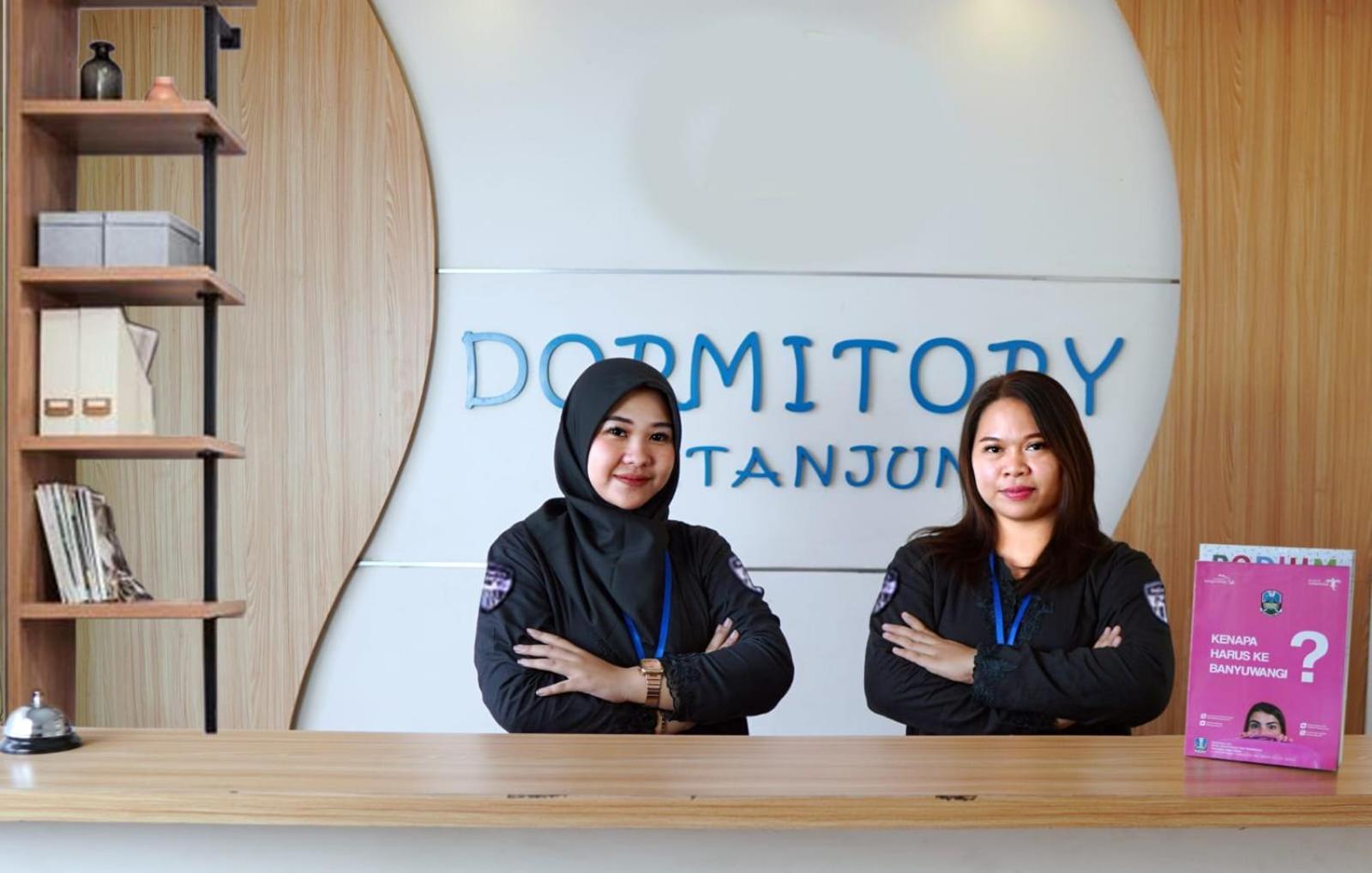 Dormitory Tourism Sritanjung Banyuwangi By Gajahsora Management Esterno foto
