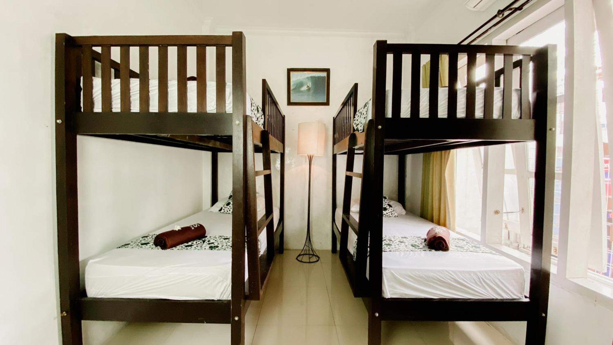 Dormitory Tourism Sritanjung Banyuwangi By Gajahsora Management Esterno foto